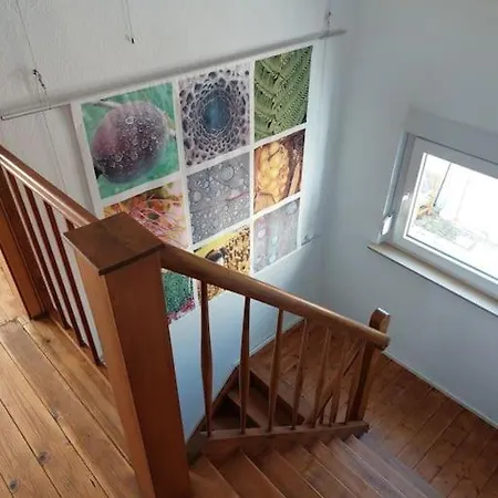 Апартаменты Gemuetliches Haeuschen Mit Innenhof - Longstay Бад-Кройцнах