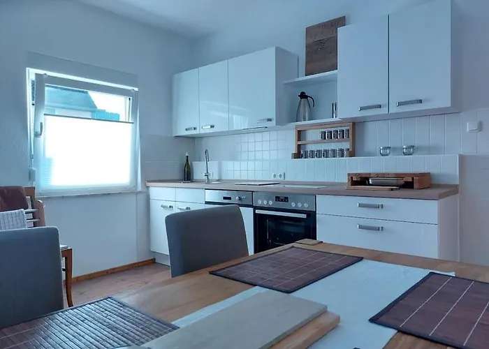 Gemuetliches Haeuschen Mit Innenhof - Longstay * באד קראוצנבאך