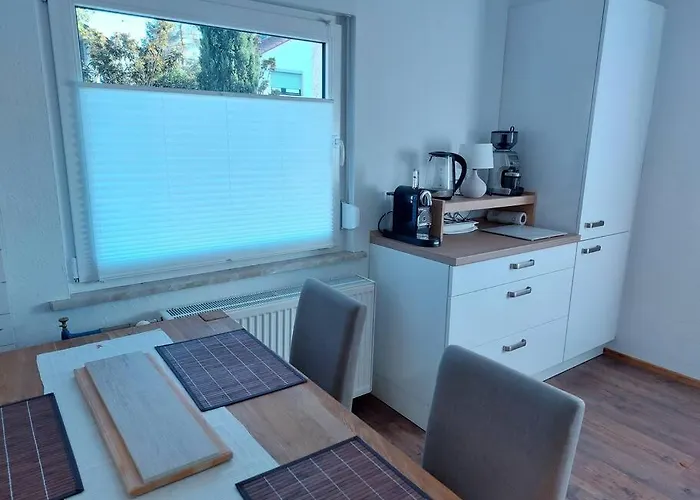 דירה Gemuetliches Haeuschen Mit Innenhof - Longstay באד קראוצנבאך