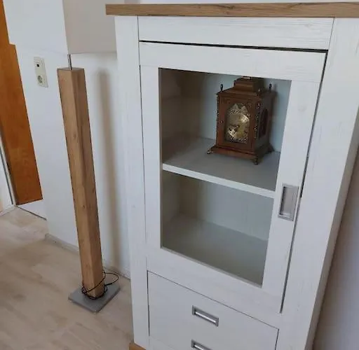 Gemuetliches Haeuschen Mit Innenhof - Longstay דירה באד קראוצנבאך