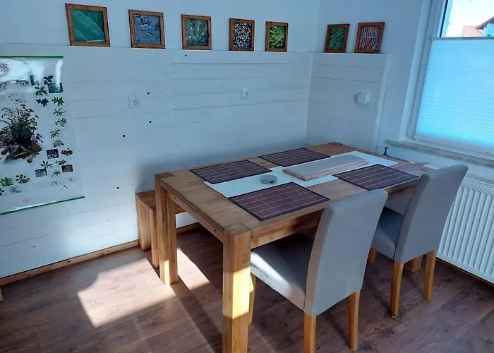 Gemuetliches Haeuschen Mit Innenhof - Longstay *