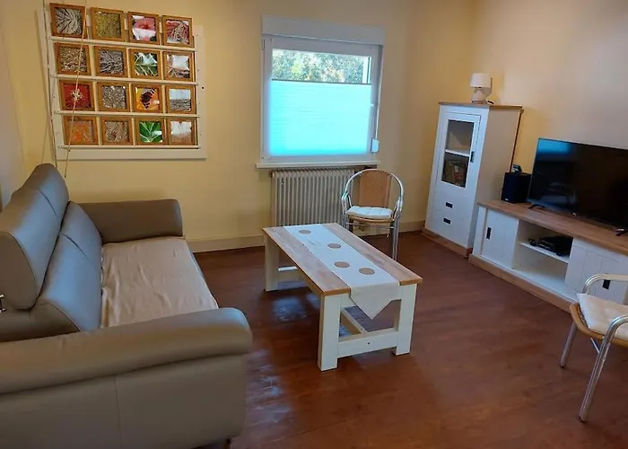 Gemuetliches Haeuschen Mit Innenhof - Longstay באד קראוצנבאך